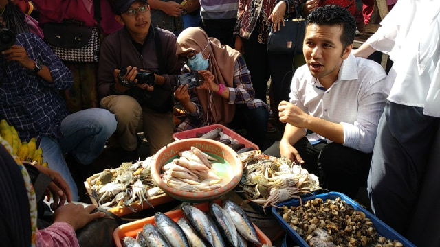 Emil Dardak blusukan di Pasar Lawang