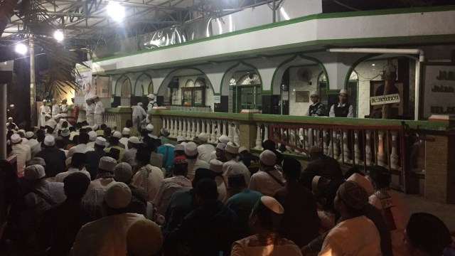 Suasana Masjid Jami Baitul Amal, Cengkareng. (Foto: Mirsan Simamora/kumparan)