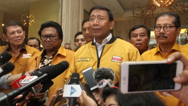 Wiranto dan Oesman Sapta. Foto: Antara/Reno Esnir