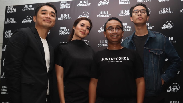 Dipha Barus, Raisa, Adriyanto, Marco Steffiano. (Foto: Munady Widjaja)