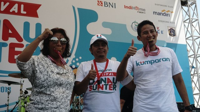 Susi dan Sandiaga Uno di Festival Danau Sunter (Foto: Irfan Adi Saputra/kumparan)