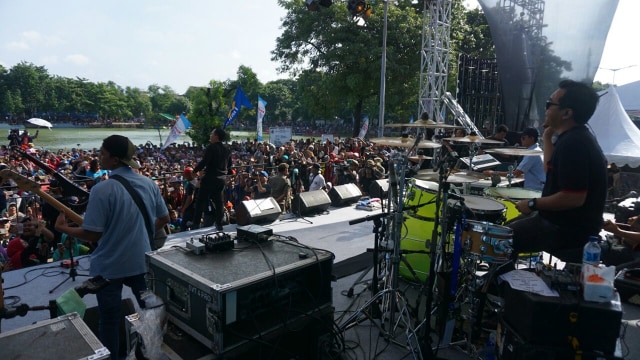 Band Wali di Festival Danau Sunter (Foto: Jamal Ramadhan/kumparan)