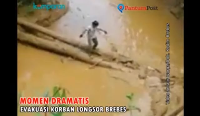 Video: Momen Dramatis Saat Evakuasi Korban Tanah Longsor Brebes