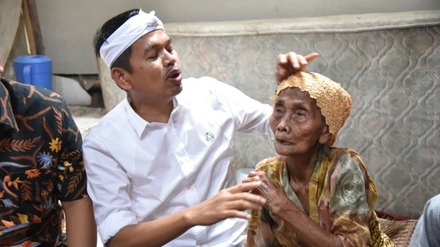 Nenek di Cibarusah Minta Disuntik Mati (Foto: Dok. Dedi Mulyadi)