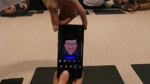 AR Emoji di Samsung Galaxy S9 (Foto: Rachmadin Ismail/kumparan)
