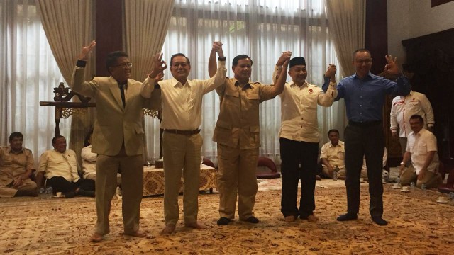 Pertemuan Gerindra, PKS, PAN di kediaman Prabowo (Foto: Ricad Saka/kumparan)