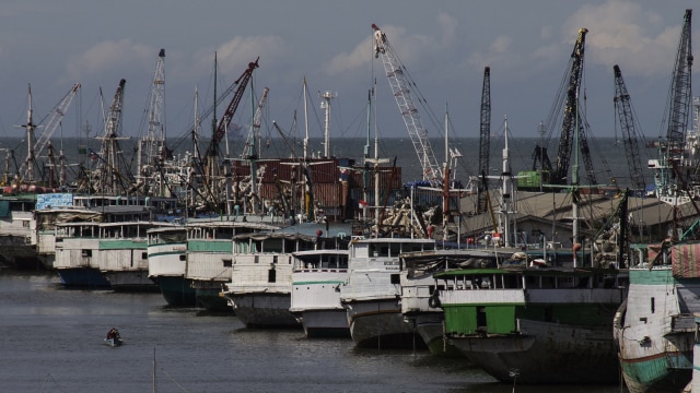 Buruh Angkut Pelabuhan Sunda Kelapa (Foto: Jamal Ramadhan/kumparan)