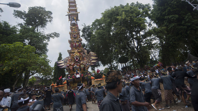 Ngaben Hingga Mumifikasi Ini Tradisi Pemakaman Terunik Di Indonesia Kumparan Com