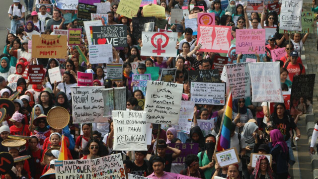 Women's March di MH Thamrin (Foto: Puti Cinintya Arie Safitri/kumparan)