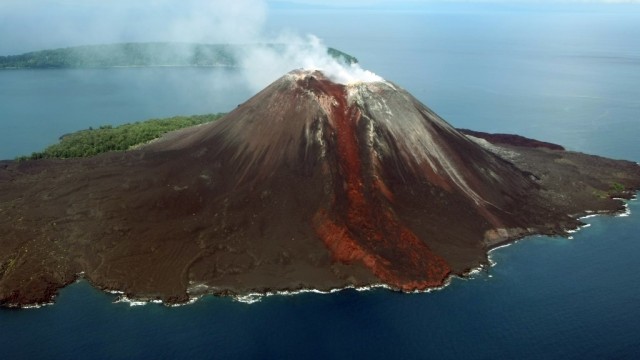 Gunung Krakatau  (Foto: dok : Flickr / Rifaldi Fauzan)