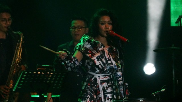 Yura yunita di java jazz 2018 (Foto: Garin Gustavian/kumparan)