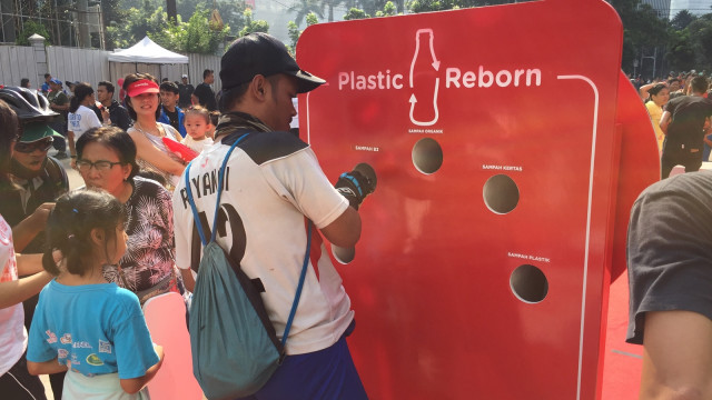 Coca Cola Plastic Reborn di CFD Fx Sudirman (Foto: Ricky Febrian/kumparan)