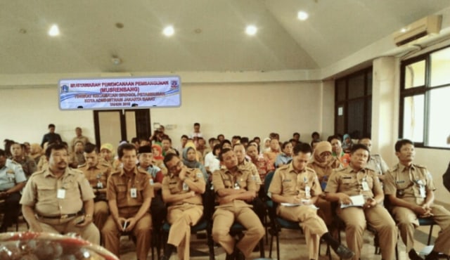 Warga Jelambar Jakarta Barat Minta Dibangun Fly Over Sebagai Solusi Atasi Kemacetan (1)