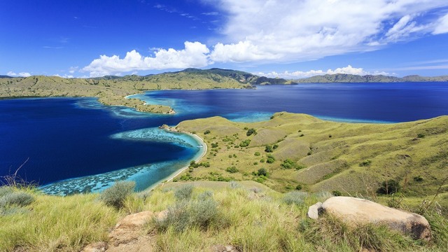 Pulau  Gili Laba itu tidak berpenghuni (Foto: Flickr/Untung Sihombing)