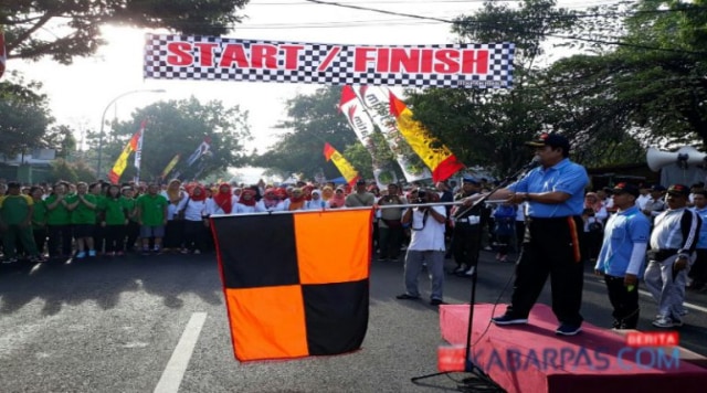 Ribuan Warga Ikuti Jalan Sehat Hari Jadi Kota Pasuruan ke-332