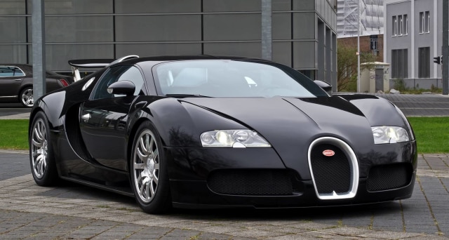 Bugatti Veyron milik Simon Cowell (Foto: dok. Silver Arrow Cars)