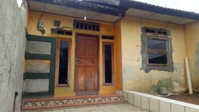 Rumah pelaku penusukan jemaah di Sawangan (Foto: Ainul Qalbi/kumparan)
