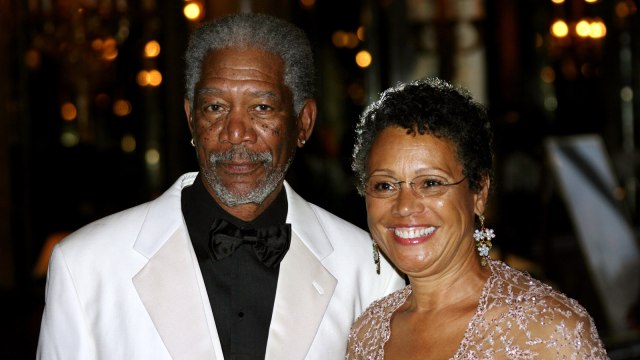 Morgan Freeman dan Myrna Colley-Lee (Foto: AFP/VALERY HACHE)