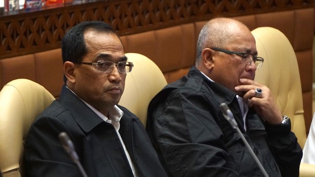 Rapat Kerja Komisi V DPR dengan Menhub Budi Karya Foto: Rapat Kerja Komisi V DPR dengan Menhub Budi Karya
