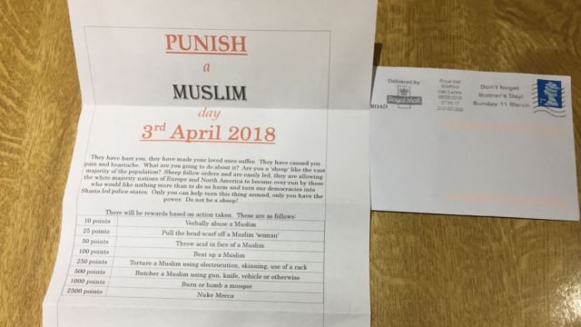 Surat kaleng "Punish a muslim day". (Foto: Twitter @Rowaida_Abdel)