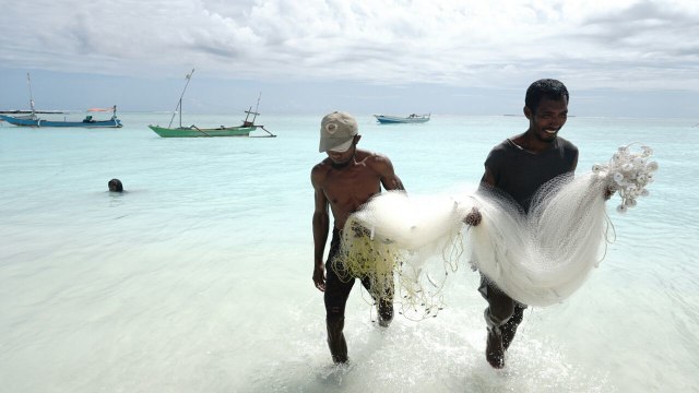 Nelayan Pulau Salura (Foto: Helmi Afandi/kumparan)