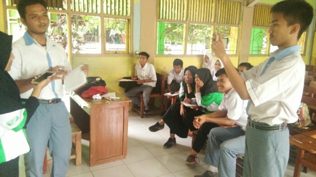 Belajar sebarkan informasi, jurnalistik mulai masuk SMK Binakarya Mandiri Bekasi