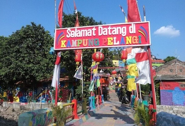 Kampung Pelangi Menjadi Wisata Baru di Tengah Kota Semarang (1)
