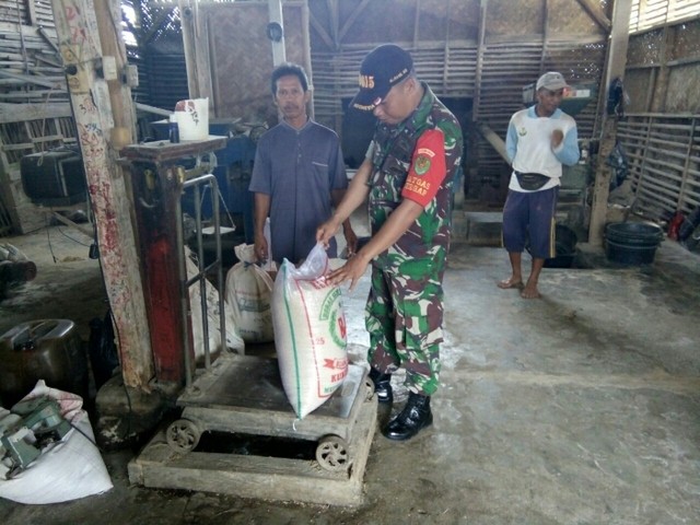 Menyukseskan Program Serapan Gabah Petani (1)