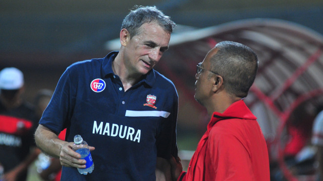 Milomir Seslija ketika menukangi Madura United. (Foto: Saiful Bahri/Antara)