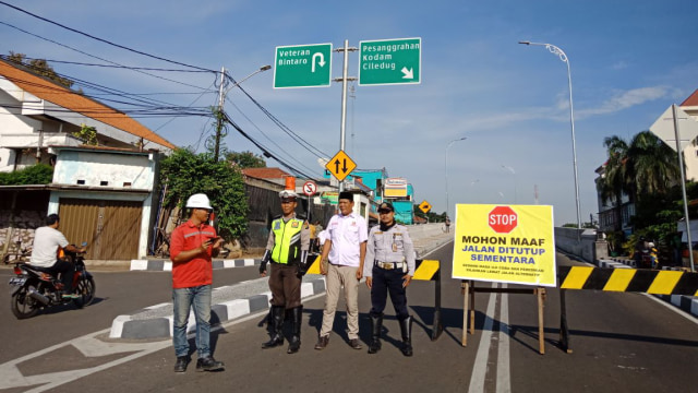 Pengamanan jelang peresmian Fly Over Bintaro (Foto: dok: Sudinhub Jaksel)