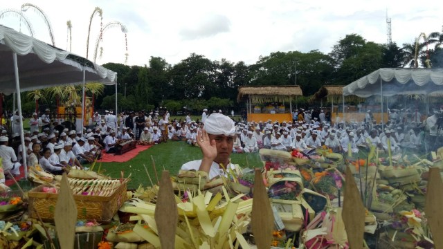 Upacara Tawur Kesanga jelang perayaan Nyepi. (Foto: Cisilia Agustina Siahaan/kumparan)