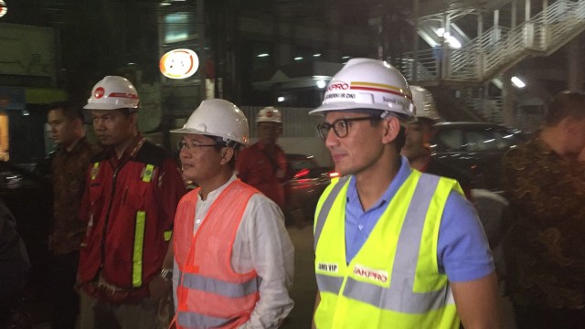 Sandiaga Uno tiba di Underpass Mampang. (Foto: Soejono Eben Saragih/kumparan)