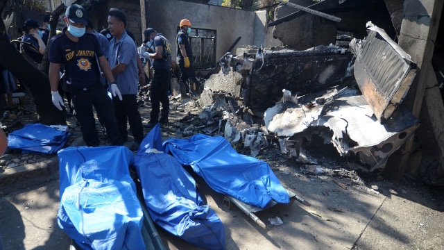 Kecelakaan pesawat di Filipina (Foto: AFP/STRINGER )