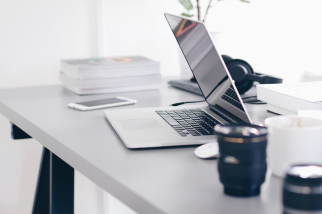 Setop Bikin Email Lamaran Kerja yang Enggak Bener (229004)