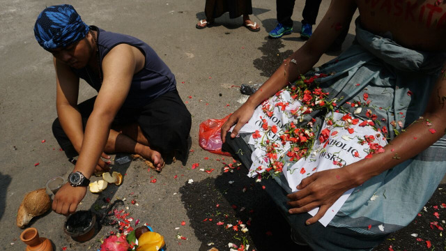 Aksi Komunitas Cinta Bangsa untuk Waskita Karya (Foto: Iqbal Firdaus/kumparan)