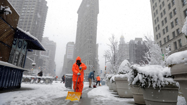 Badai Salju di New York. (Foto: REUTERS/Lucas Jackson)
