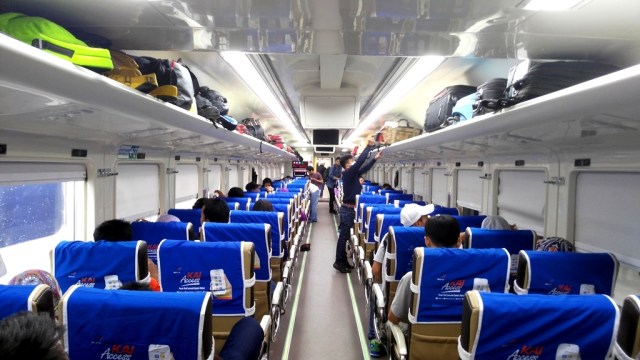 Pulang, Kereta Api, dan Semarang (5)