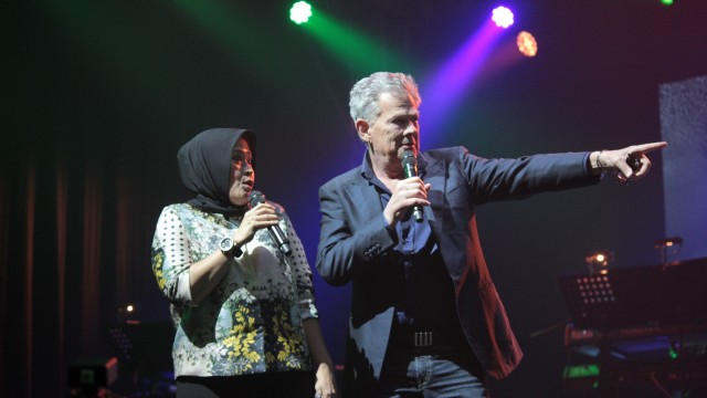 Konser David Foster di Surabaya. (Foto: Dok. Rajawali Indonesia Communication)