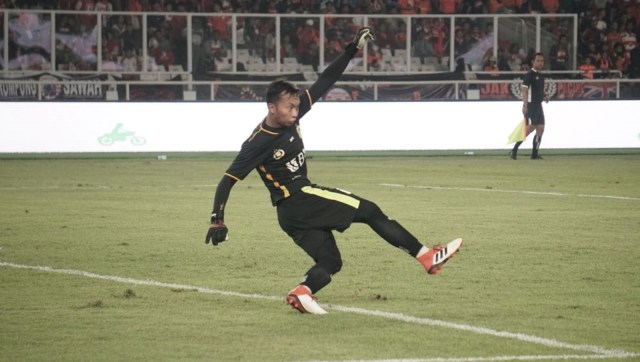 Awan Setho Raharjo, kiper Bhayangkara FC. (Foto: Nugroho Sejati/kumparan)