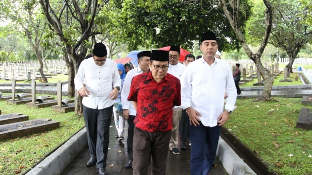 Muhaimin Iskandar di TMP Kalibata (Foto: Iqbal Firdaus/kumparan)