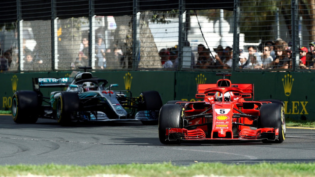 Lewis Hamilton dan Sebastian Vettel. (Foto: Brandon Malone/Reuters)
