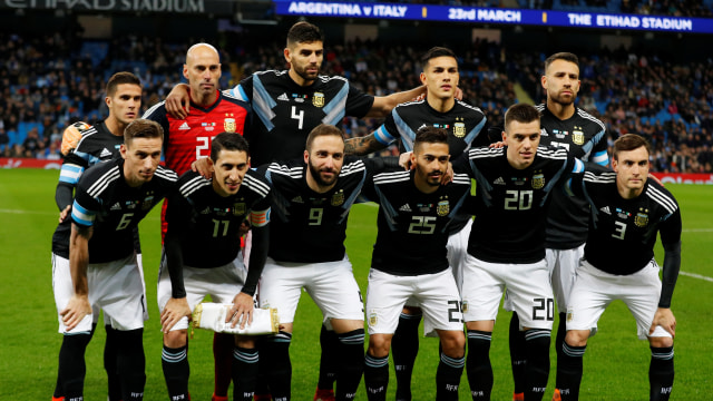 Timnas Argentina tanpa Lionel Messi. (Foto: REUTERS/Phil Noble)