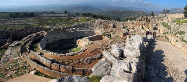 Grave Circle A Mycenae (Foto: Wikimedia Commons)