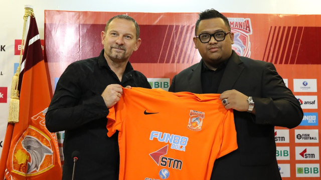 Pelatih Pusamania Borneo FC, Dejan Antonic. (Foto: Dok. Borneo FC)