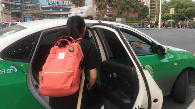 Taksi konvensional di Xiamen. (Foto: Feby Dwi Sutianto/kumparan)