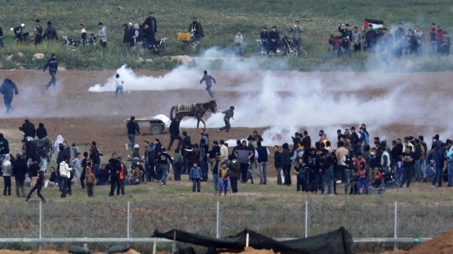 Aksi Hari Tanah di Gaza (Foto: REUTERS/Amir Cohen)