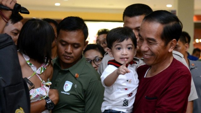 Jokowi Ajak Jan Ethes Liburan (Foto: Biro Pers Setpres/Kris)