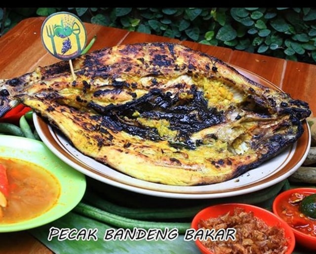 Warung Betawi Hj Ibeh, Harta Karun Kuliner Asli Betawi Indonesia