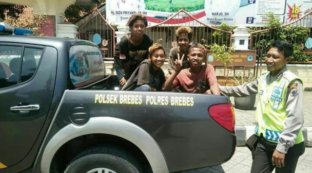 Ditangkap Polisi, Anak Jalanan di Brebes Malah Semringah