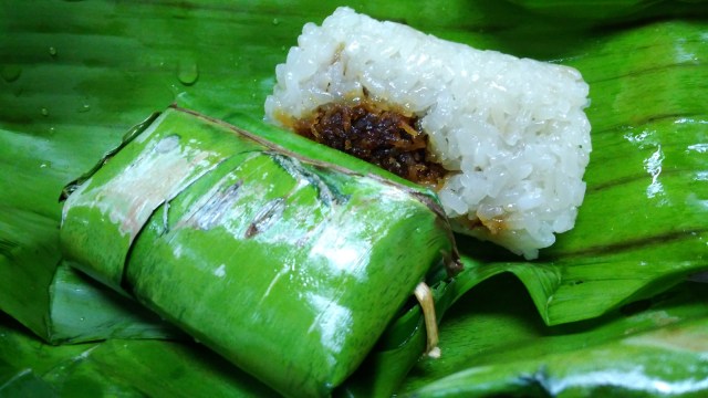 5 Jajanan Tradisional Khas Sumatera Barat Kumparan Com